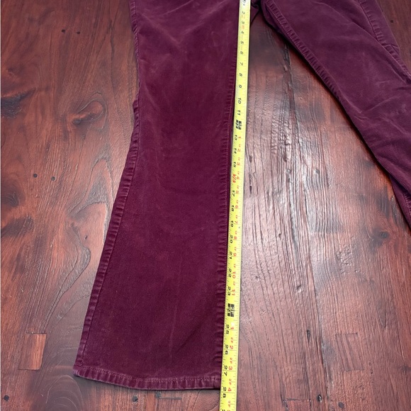 Old Navy burgundy corduroys - The Sweetheart size 8 petite, low rise, boot cut - Picture 9 of 9